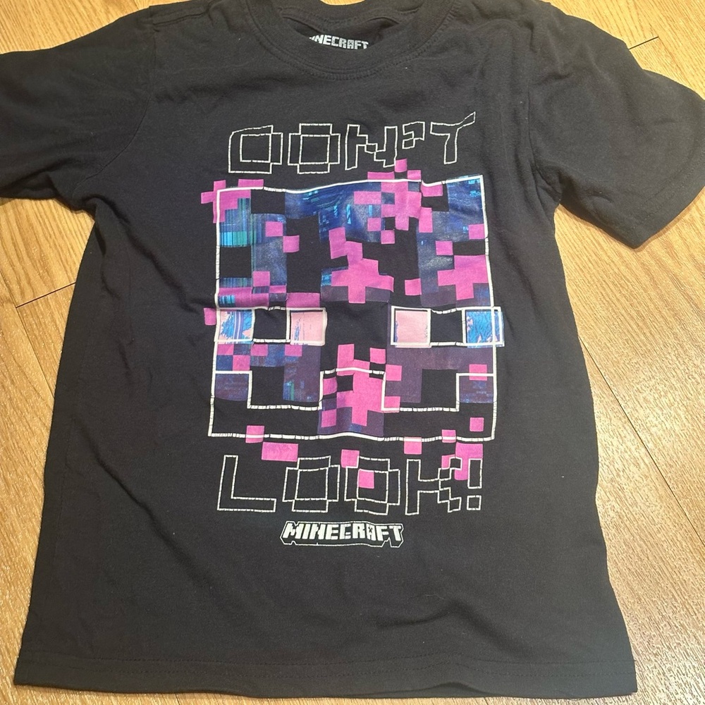 Black and Pink Graphic T-Shirt Minecraft enderman youth 7